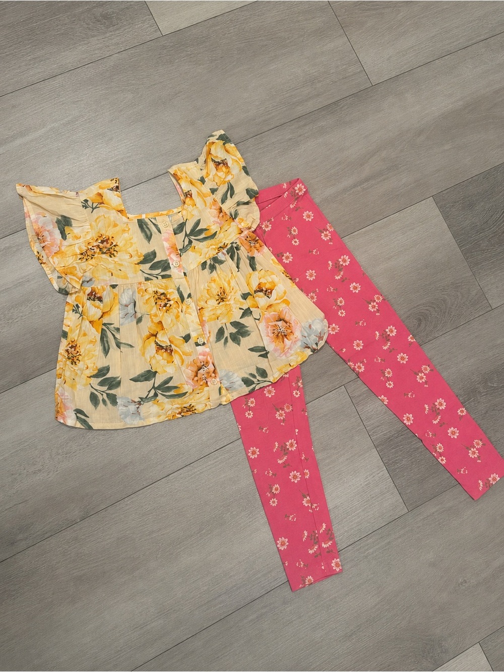 Old Navy Girls Outfit Size 5 Yellow Floral Shirt Pink Leggings